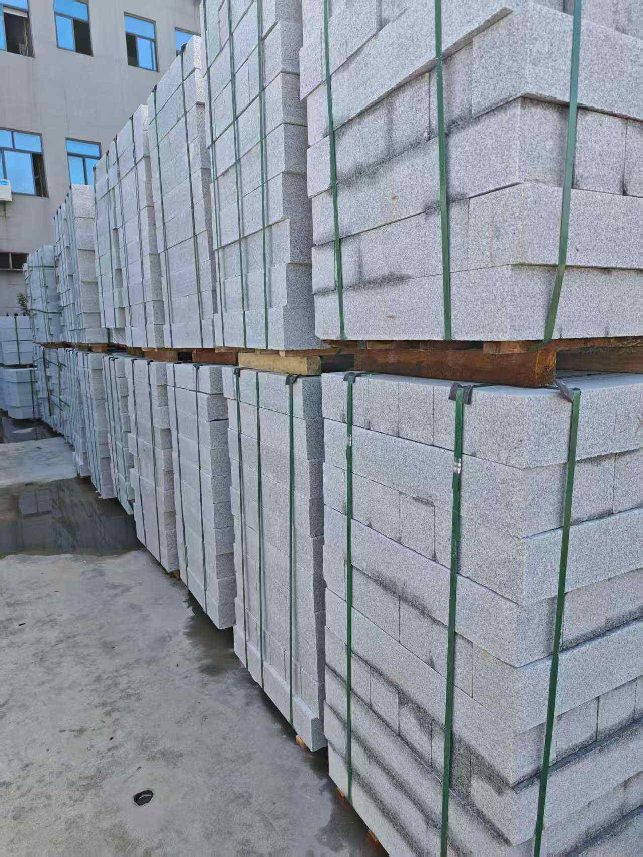 晋中芝麻白路牙石，路侧石