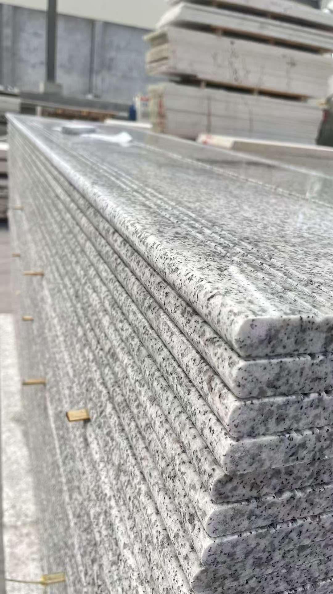 晋中芝麻白楼梯踏步 花岗岩楼梯板材