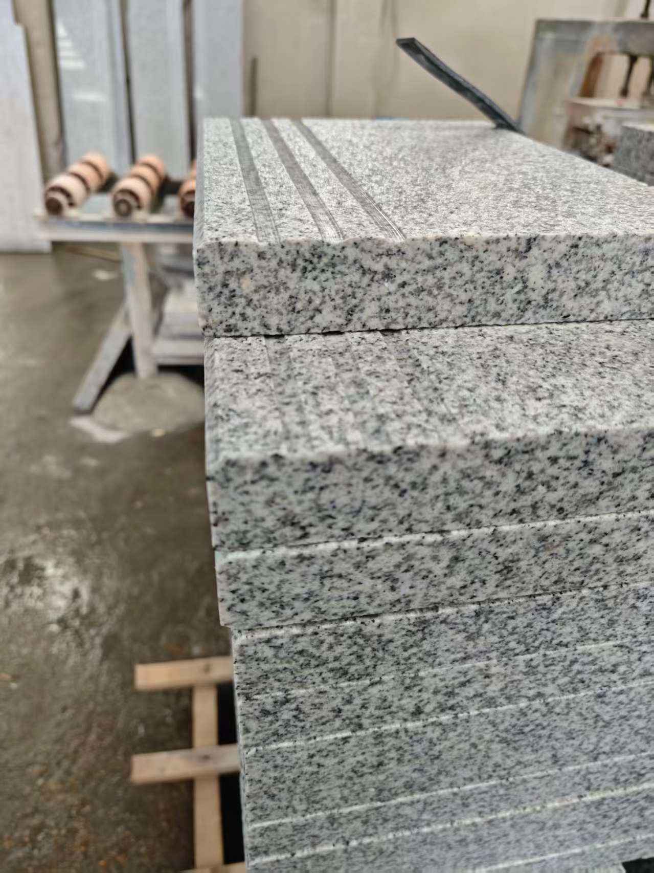 晋中芝麻白楼梯踏步