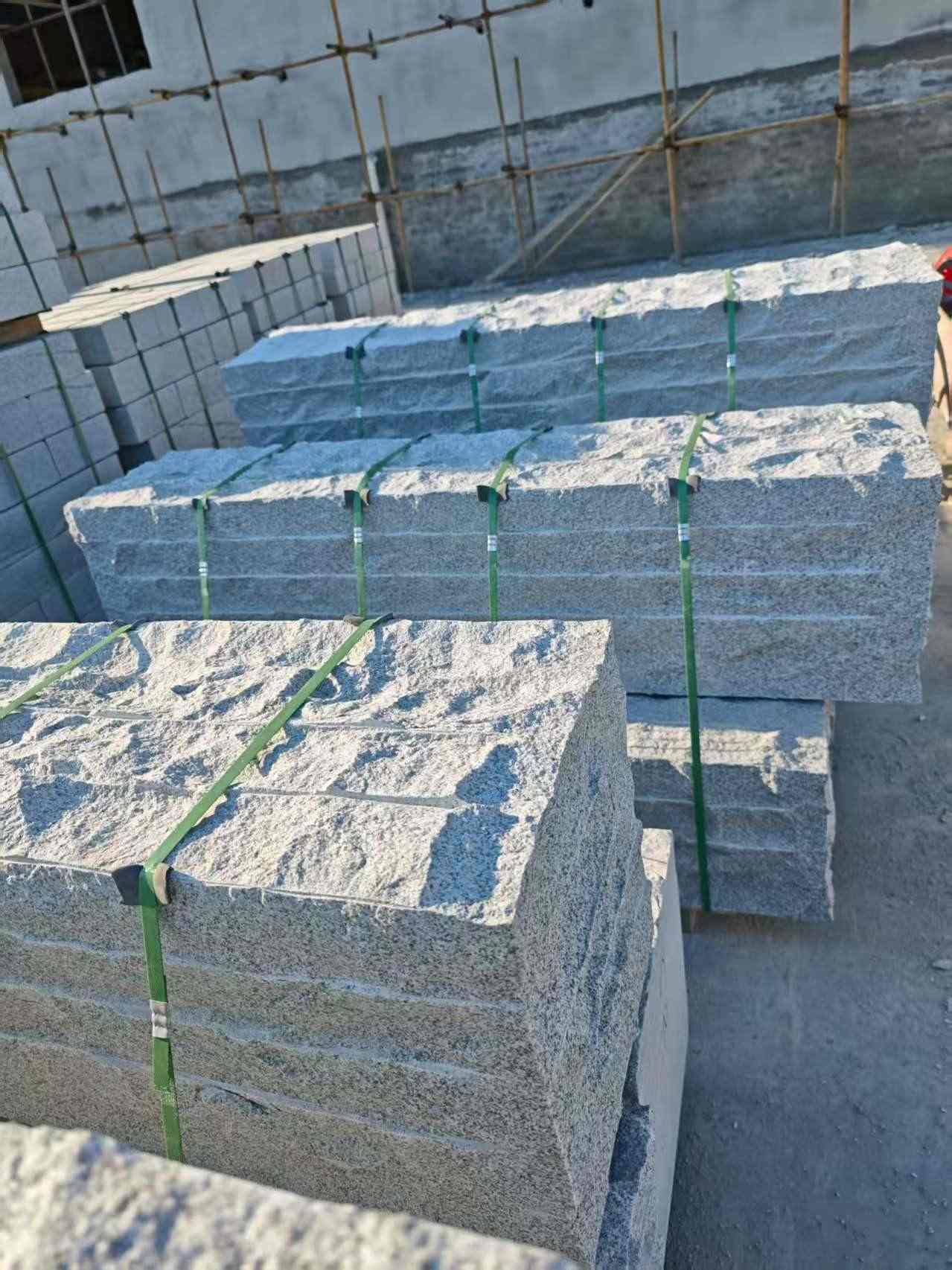 晋中芝麻白自然面整石 坐凳