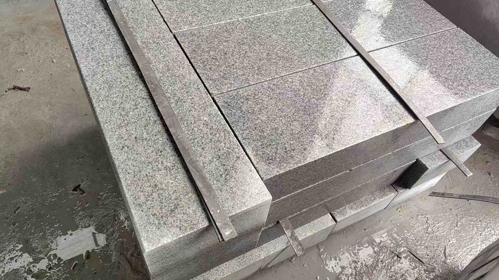晋中芝麻灰 芝麻白 路牙石 路侧石 马路牙子